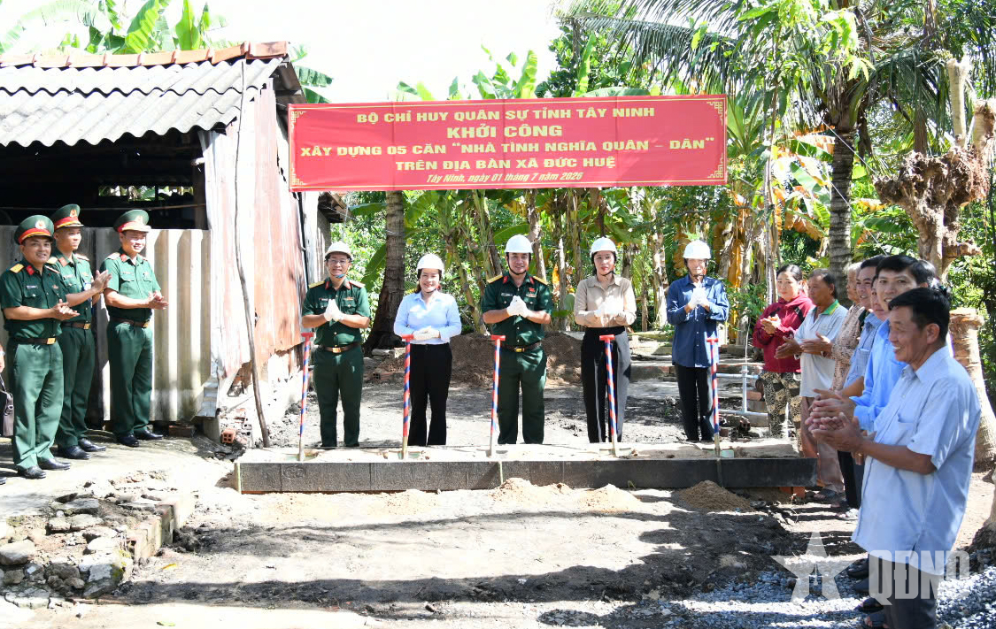Bộ CHQS tỉnh Tây Ninh khởi công xây dựng nhà tình nghĩa quân - dân
